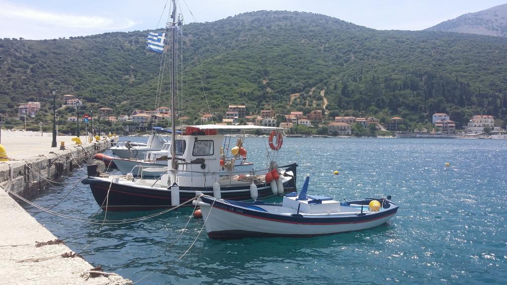 Olive Bay Hotel Agia Efimia Eksteriør bilde