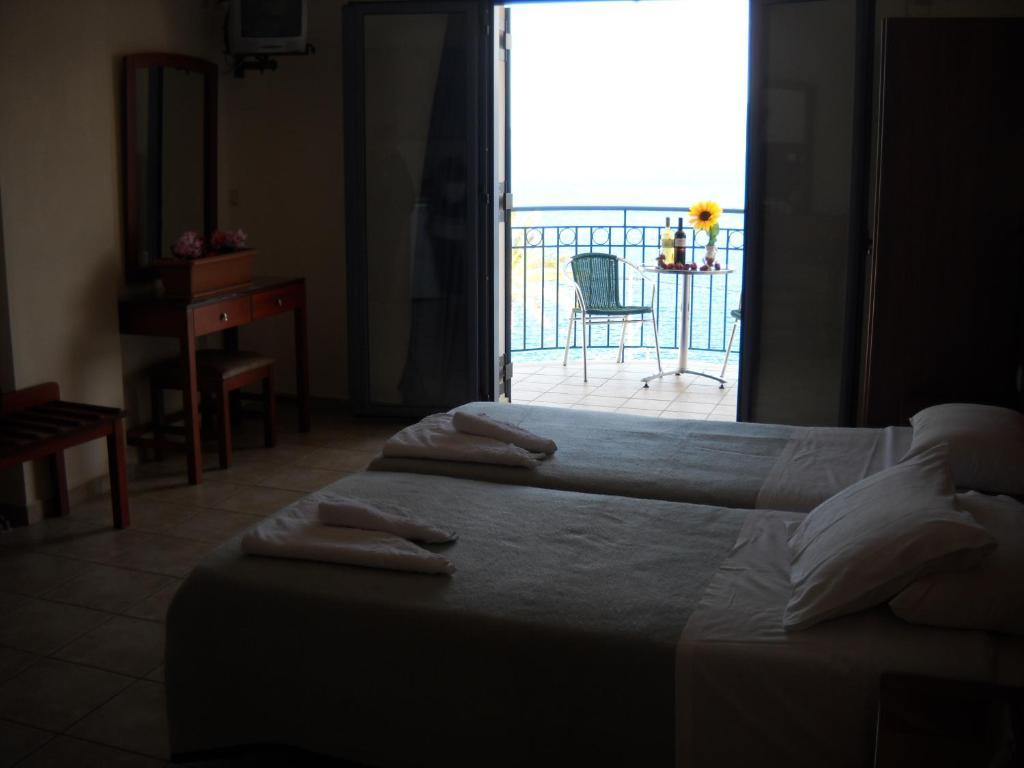Olive Bay Hotel Agia Efimia Rom bilde