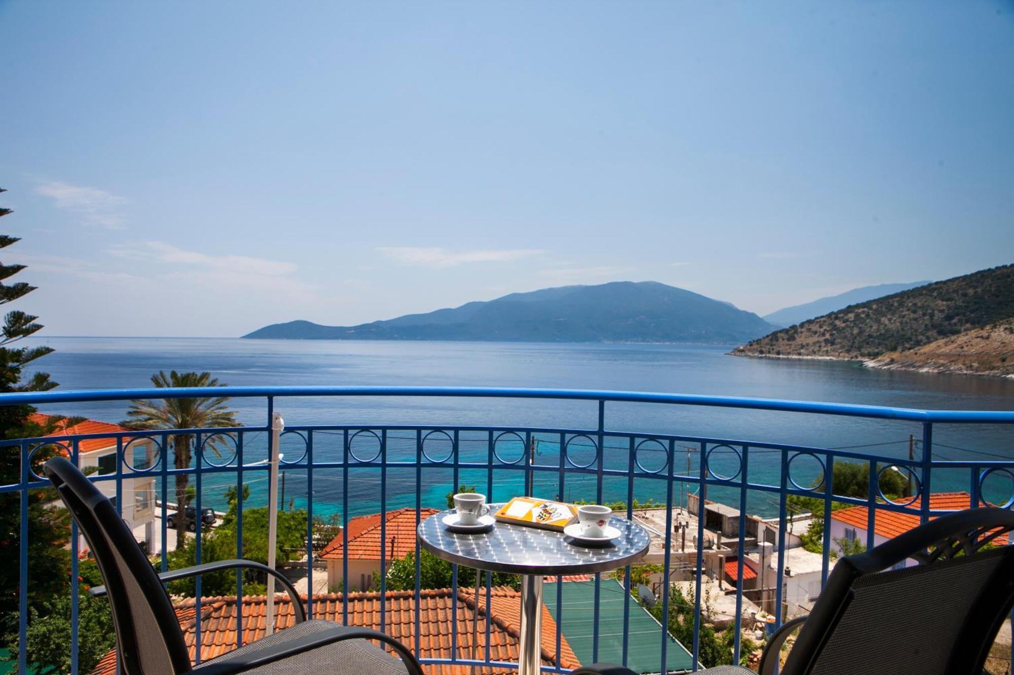 Olive Bay Hotel Agia Efimia Eksteriør bilde