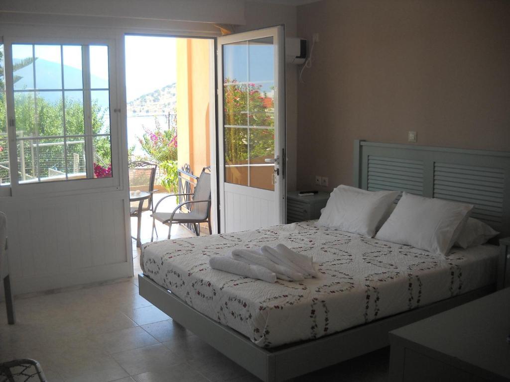 Olive Bay Hotel Agia Efimia Rom bilde