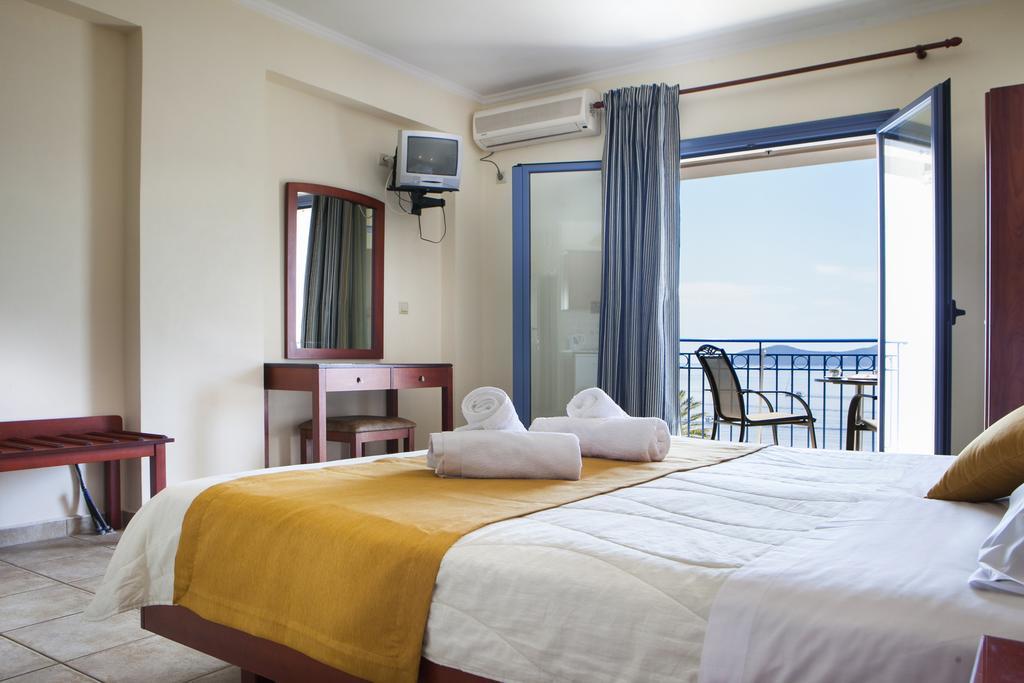 Olive Bay Hotel Agia Efimia Rom bilde